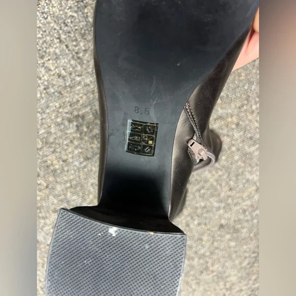 Jeffrey Campbell dark silver tone zip up stretchy square toe booties, sz 8.5 - Picture 6 of 9